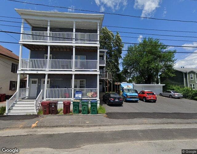 Street view of 118 Martin St