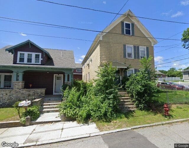 Street view of 254 Cumberland Rd — Apt 2